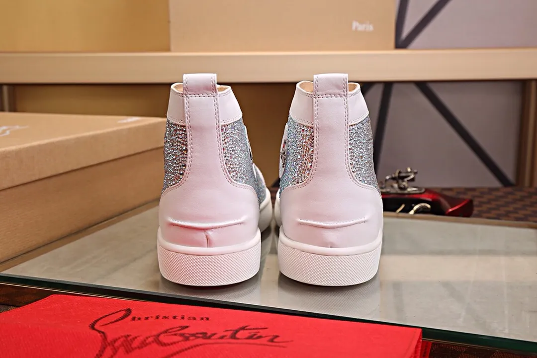 Ex-factory price 480. christian louboutin (CL red sole shoes) counter hot diamond series, high-top casual sneakers for couples 📢 📢 📢 Exclusive hot style release 🎈🎈💪 Movable latex feet 👻 Finished outsole sewing line [satisfied] 😝Female 35-40# Male 38#-46, global supply😝 [Top version]: original imported cowhide upper, top original leather lining, original molded TPU outsole, original 1:1 detail processing, original shoe last, large quantity available from stock,